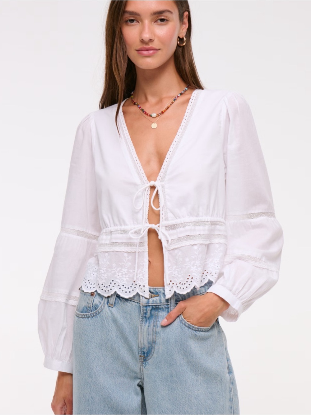 A&F Long-Sleeve Lace Toe-Front Top Small